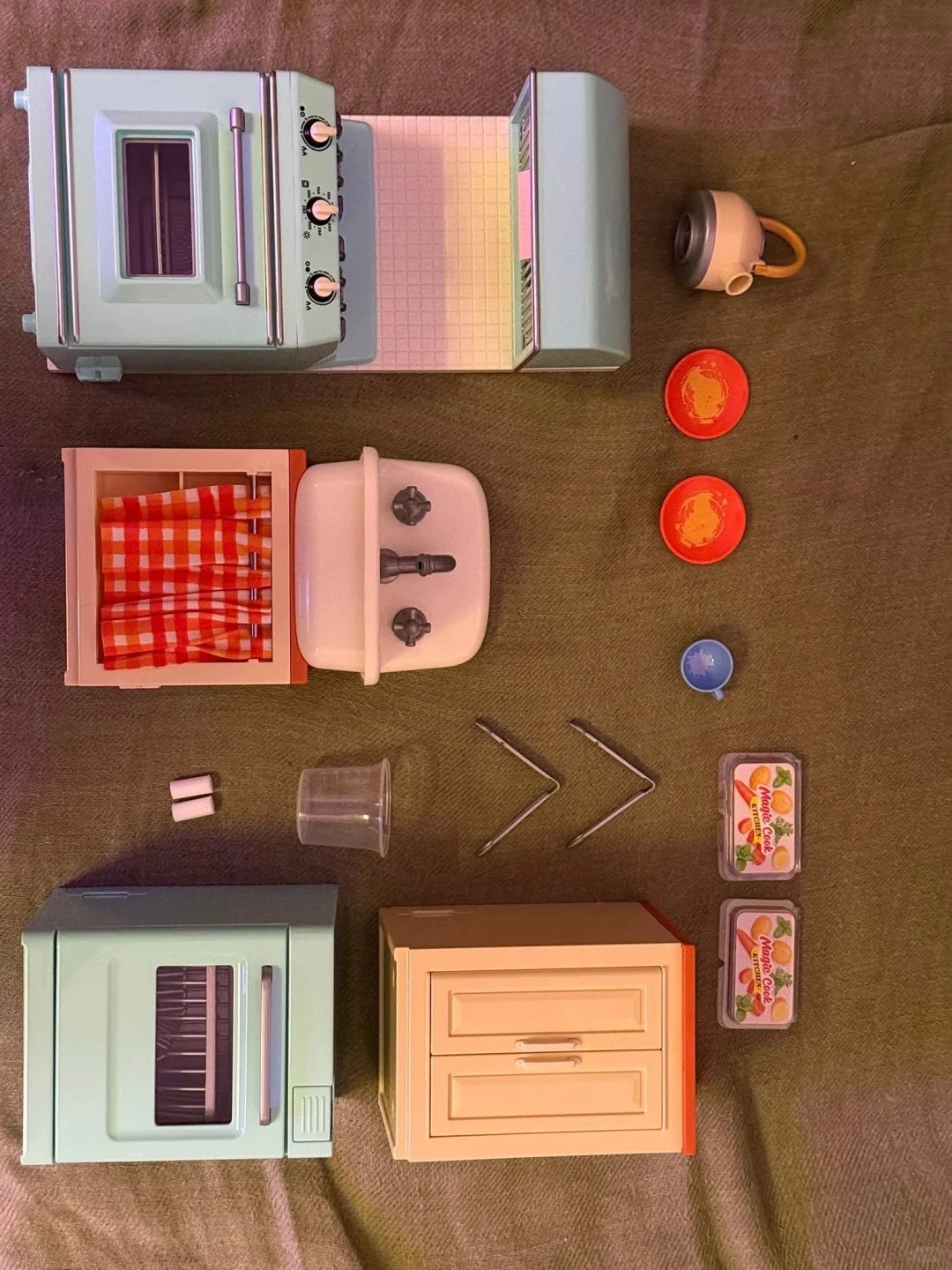 Игровой набор Zuru Mini Brands – обзор и цена Kitchen Appliances Oven